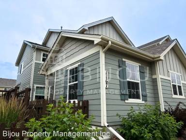 Main picture of 1149 Solitaire St