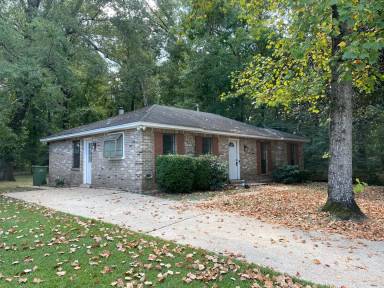 Main picture of 3525 Hunters Branch Rd