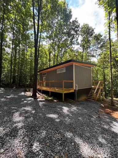 Main picture of 8662 Lakeshore Dr