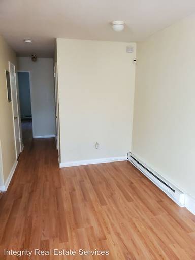 Main picture of 5101 N Camac St