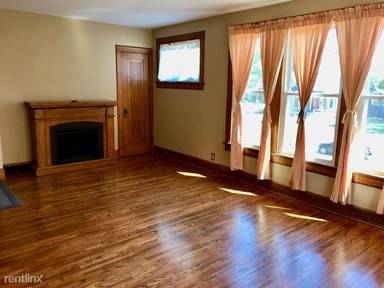 Main picture of 611 S Hennepin Ave