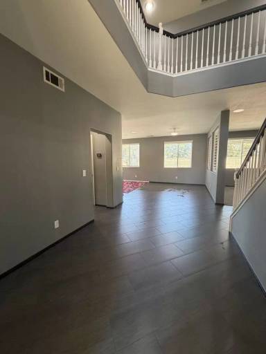 Main picture of 885 Alsace Dr