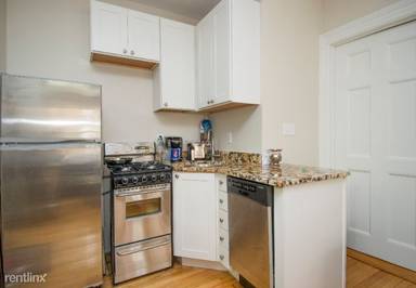 Main picture of 16 River St