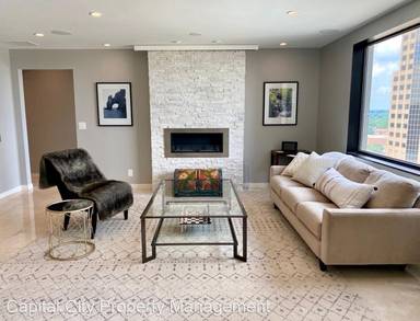 Main picture of 700 Grand Ave