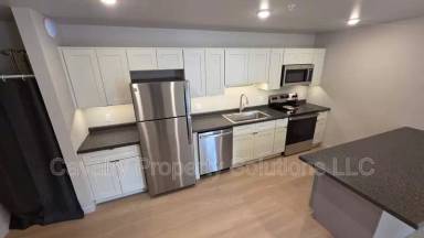 Main picture of 1221 Commonwealth Ave