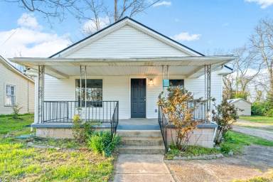 Main picture of 1133 Main St