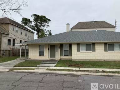Main picture of 401 35th St