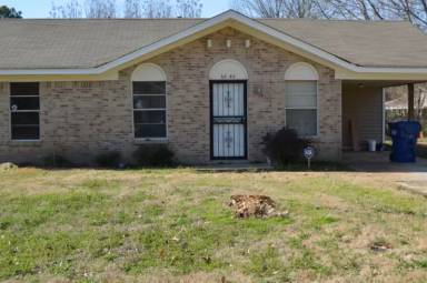 Main picture of 6285 Southbridge Dr