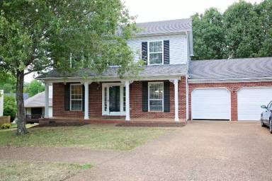 Main picture of 211 Golden Leaf Ct