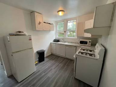 Main picture of 29 Fairview Blvd