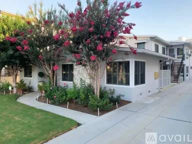 Main picture of 547 South St