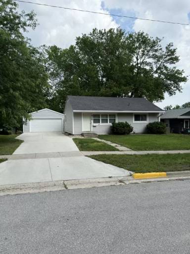 Main picture of 428 Hilltop Rd