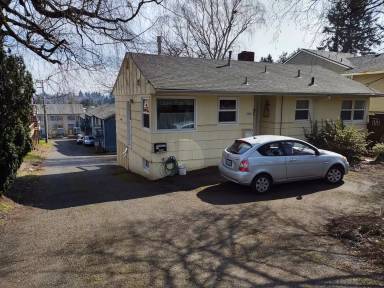 Main picture of 6820 SW Capitol Hwy