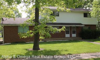 Main picture of 739 Woodcrest Dr