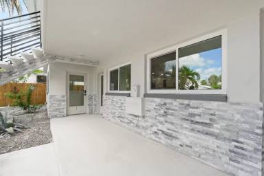 Main picture of 3675 Gulf Blvd