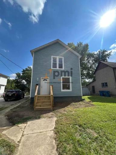 Main picture of 287 Washington St