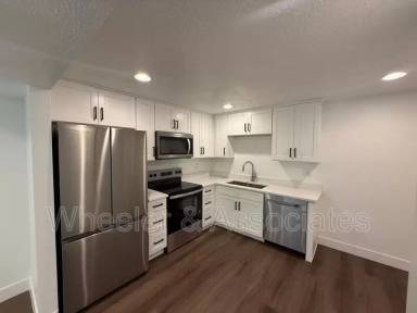 Main picture of 3718 Brinker Ave