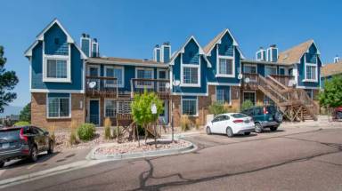 Main picture of 6432 Village Ln