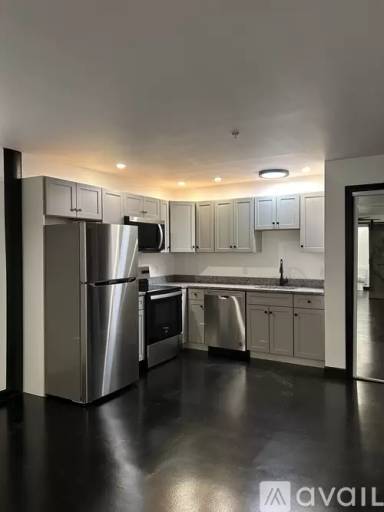 Main picture of 24 Beacon St