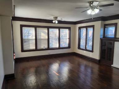 Main picture of 8253 S Laflin St