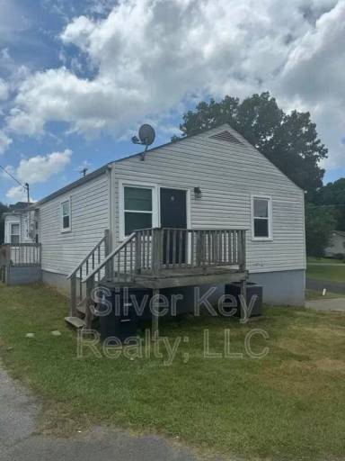 Main picture of 612 Million St