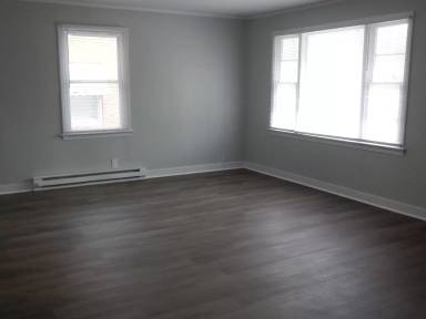 Main picture of 1028 Proctor St