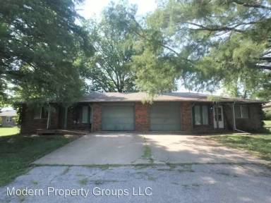 Main picture of 2445 E Heying Dr