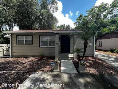 Main picture of 1309 E Harding St