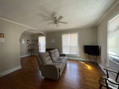 Main picture of 412 N Church St