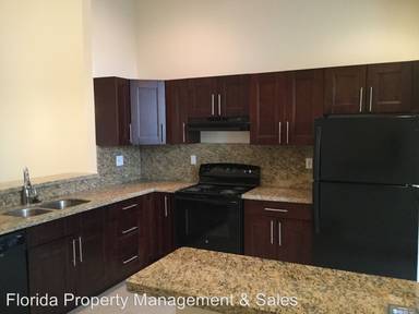 Main picture of 7800 S Aragon Blvd