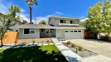 Main picture of 599 Stanford Dr