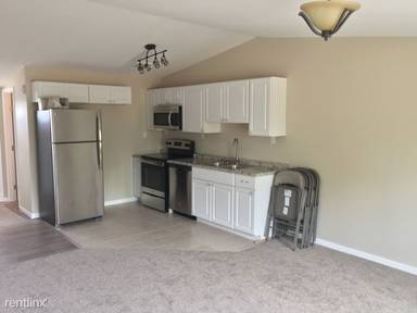 Main picture of 303 Castin Ln