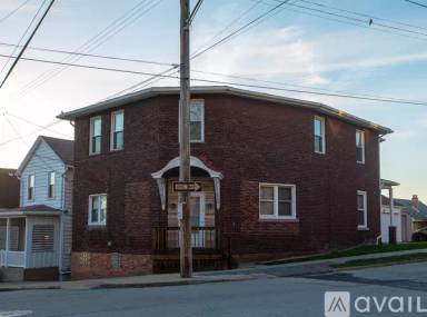 Main picture of 1001 Beaver Rd
