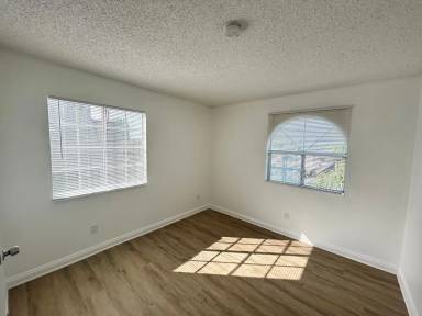 Main picture of 7756 Laurel Canyon Blvd