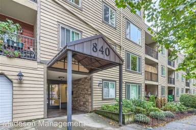 Main picture of 840 NE 125th St Apartments