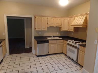 Main picture of 1321 Kitchen St