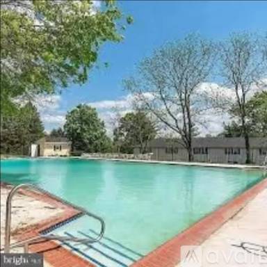Main picture of 122 Berwick Pl