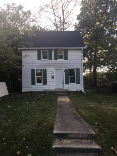 Main picture of 919 S 35th St