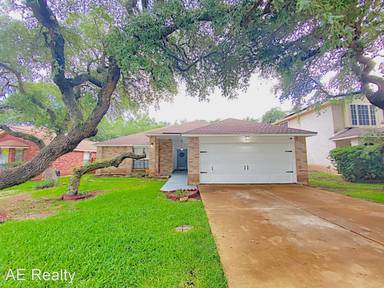 Main picture of 1523 Saxonhill Dr