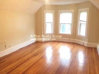 Main picture of 45 Angell St