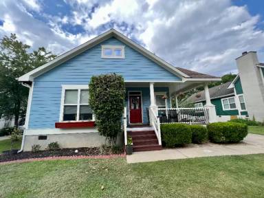 Main picture of 1461 Tattnall Pl