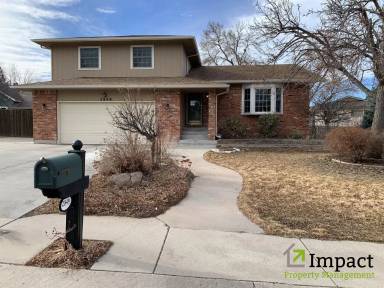 Main picture of 2849 Country Club Cir