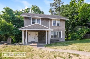 Main picture of 2815 Montana Ave
