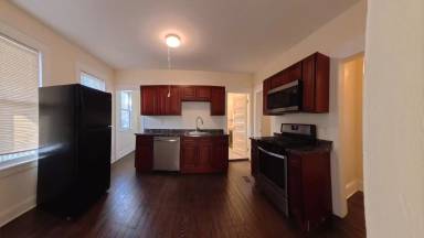 Main picture of 67 Fox St