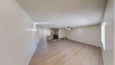 Main picture of 34840 Iris Ln