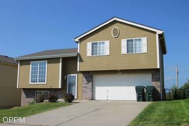 Main picture of 6704 N 119th Ave