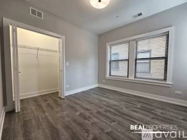 Main picture of 1136 Maple Ave & 1002 Crain St