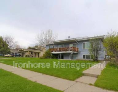 Main picture of 419 N 16th Ave