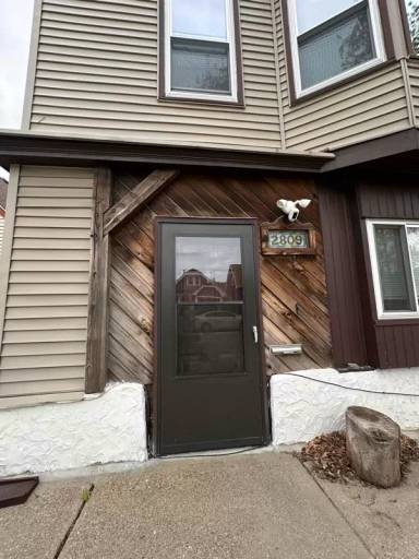 Main picture of 2809 S Greeley St