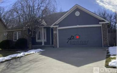 Main picture of 1614 NW Nicholas Dr